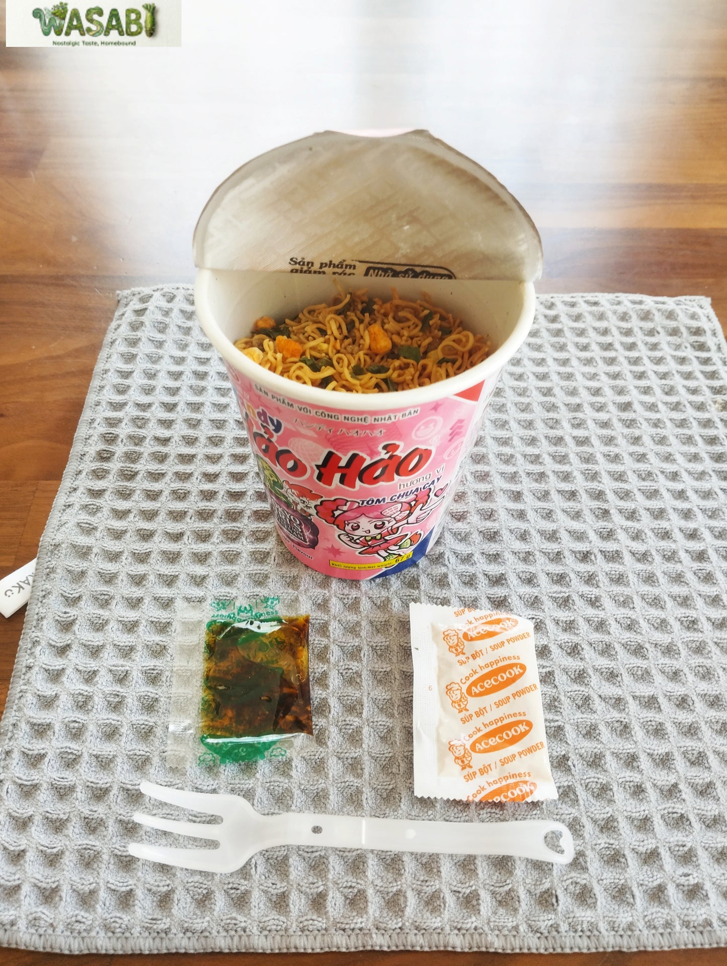 [Easy Cup Noodles] Handy Hảo Hảo Spicy Shrimp Flavor 67g / Mì Ly Handy Hảo Hảo Tôm Chua Cay